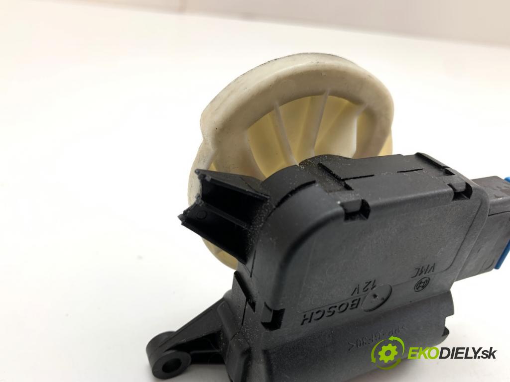 SEAT EXEO sedan 2012 147 kW 2.0 TFSI 1984 Motor kúrenia 8E1820511C