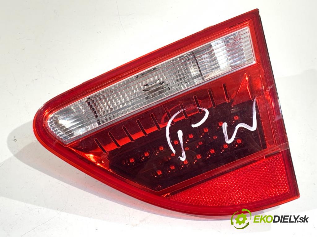 SEAT EXEO sedan 2012 147 kW 2.0 TFSI 1984 světlo pravý zadní část vnitřní 3R5945094C