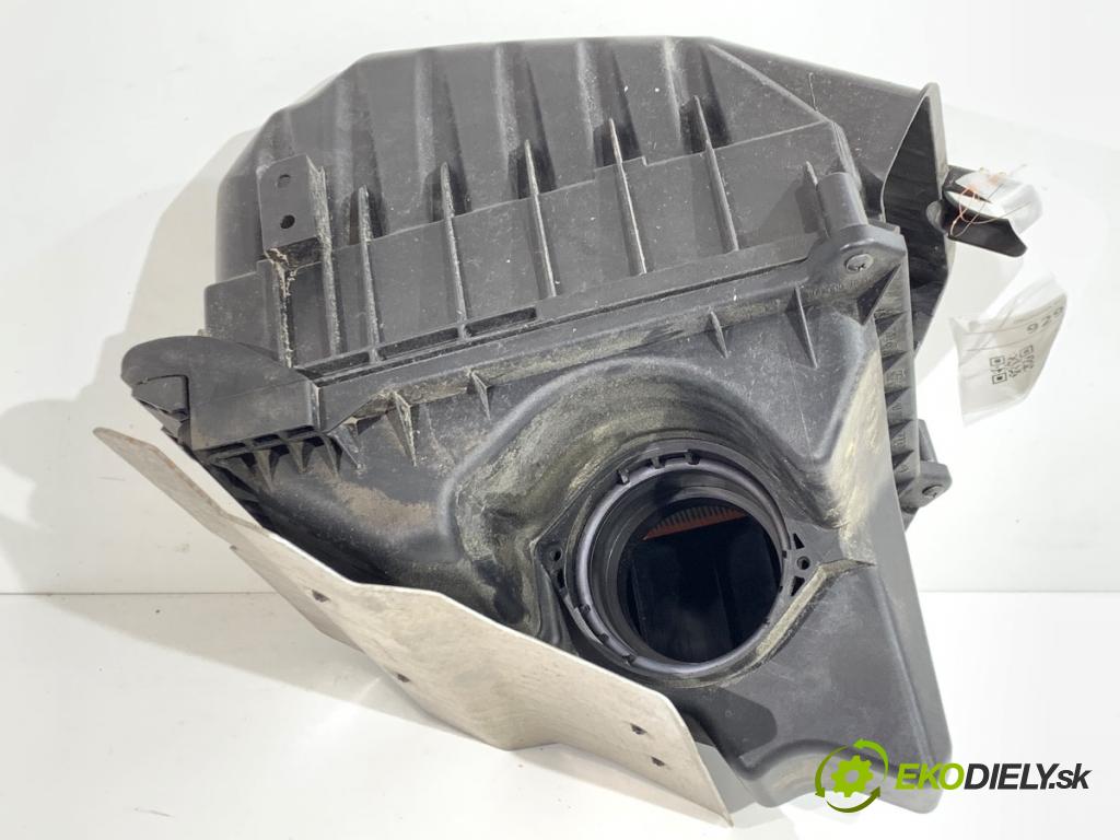 SEAT EXEO sedan 2012 147 kW 2.0 TFSI 1984 obal filtra vzduchu 03G133837 (Kryt vzduchového filtru)