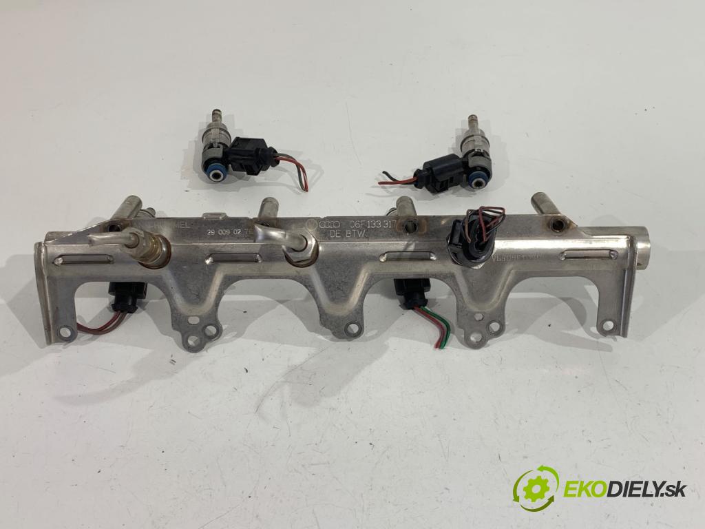 SEAT EXEO sedan 2012 147 kW 2.0 TFSI 1984 Lišta vstrekovacia 06F133317L (Vstrekovacia lišta)