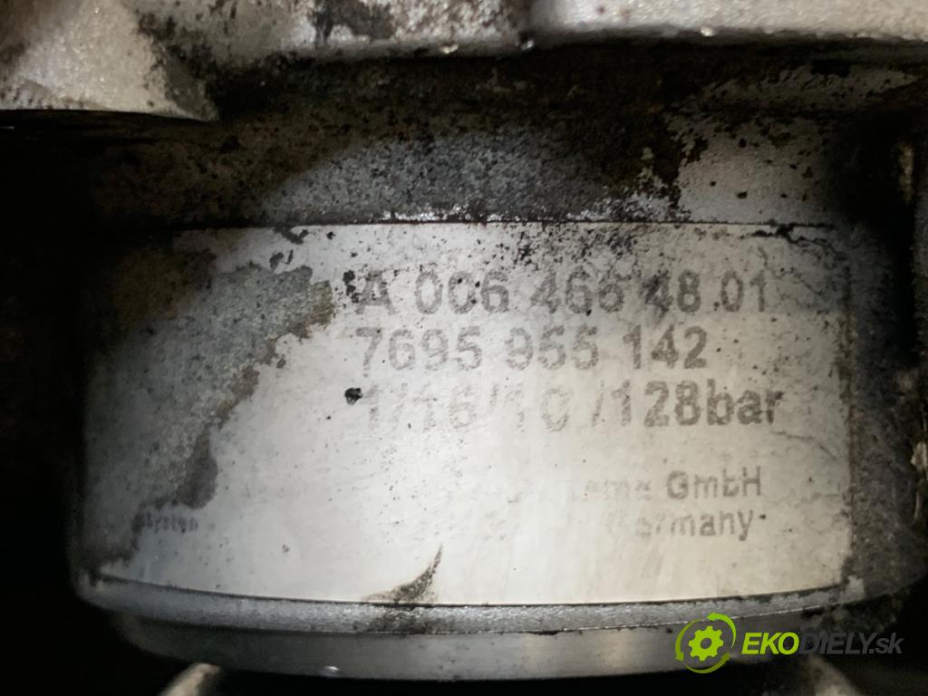 MERCEDES-BENZ W212 sedan 2010 150 kW E 300 CDI (212.020) 2987 pumpa servočerpadlo A0064664801 (Servočerpadlo)