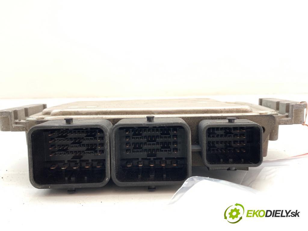 MINI R56 liftback 2012 55 kW One 1598 riadiaca jednotka Motor 7638322 (Riadiaca jednotka)