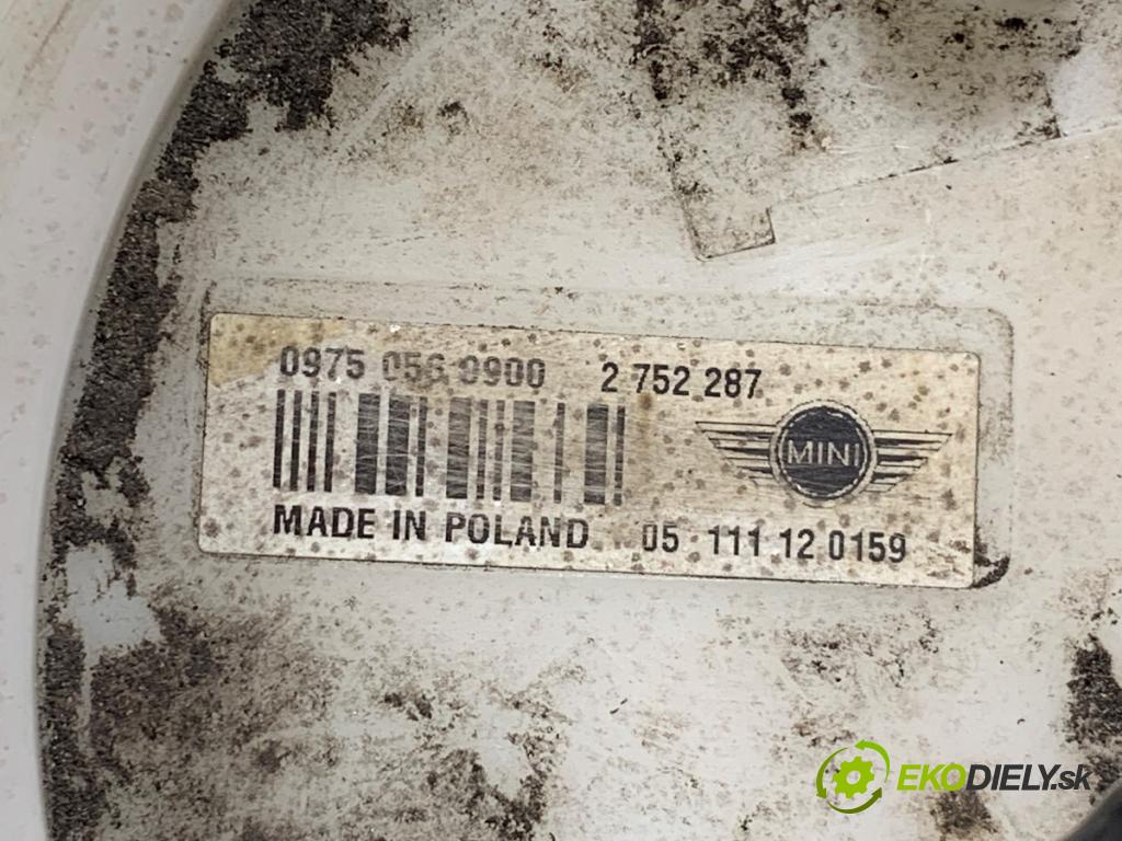MINI R56 liftback 2012 55 kW One 1598 pumpa paliva 2752287