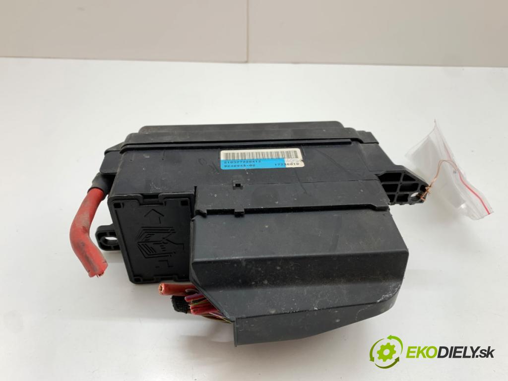 MINI R56 liftback 2012 55 kW One 1598 skříňka poistková 9240943 (Pojistková skříňka)