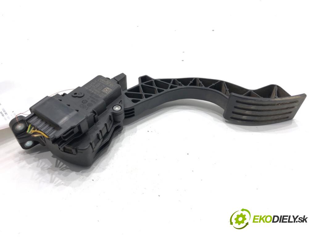 VOLVO C30 liftback 2007 100 kW 2.0 D 1998 Potenciometer plynu 4M51-9F836-AH (Potenciometer plynového pedálu)