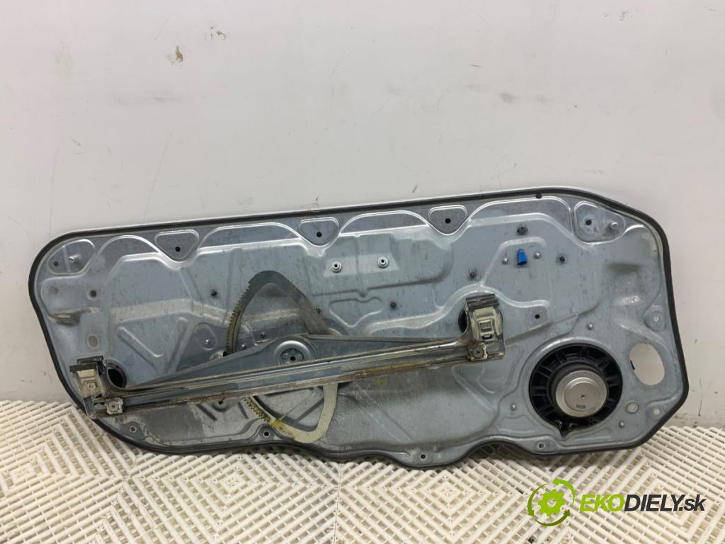 VOLVO C30 liftback 2007 100 kW 2.0 D 1998 Mechanizmus okna pravy predný 30773903AA