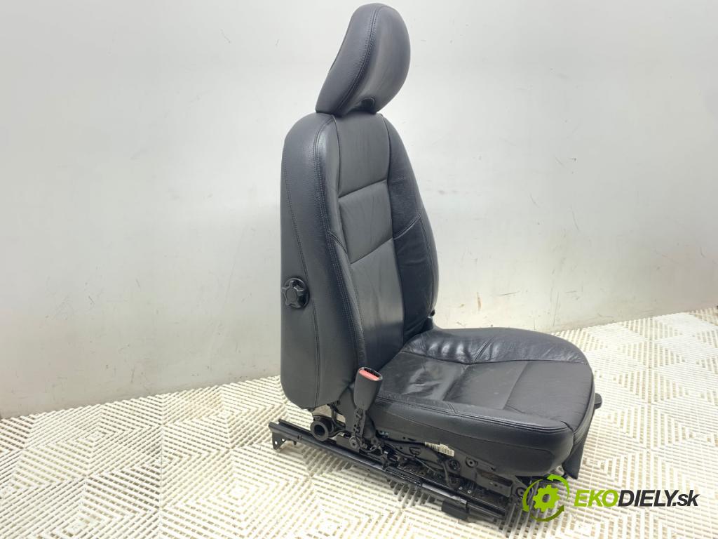 VOLVO C30 liftback 2007 100 kW 2.0 D 1998 Sedadlo ľavy predný