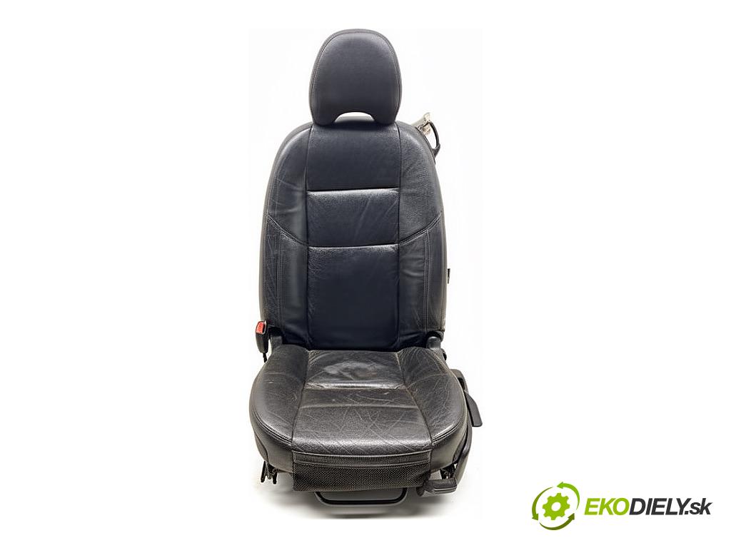 VOLVO C30 liftback 2007 100 kW 2.0 D 1998 Sedadlo ľavy predný
