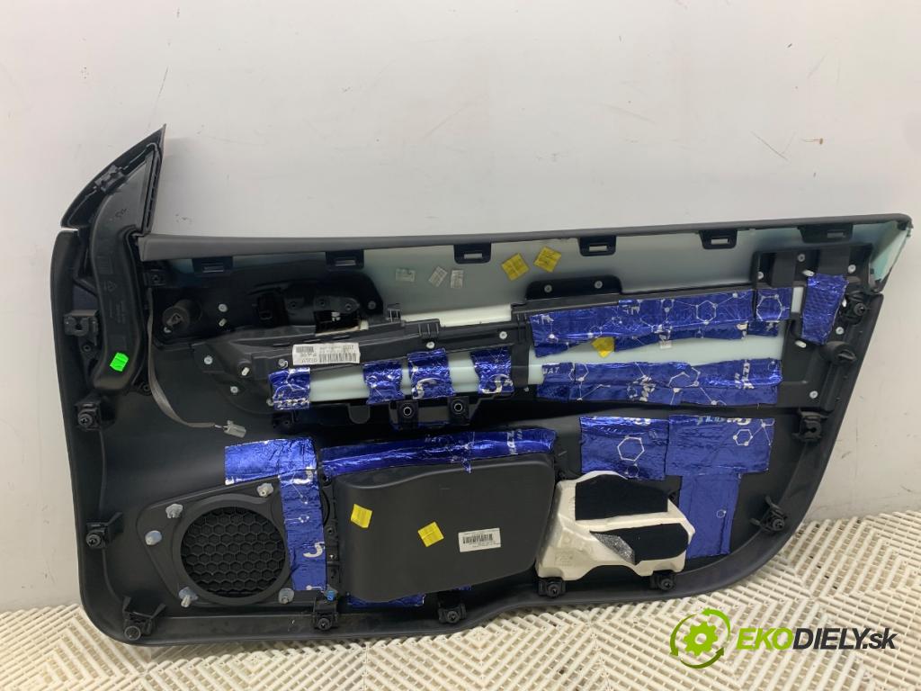 VOLVO C30 liftback 2007 100 kW 2.0 D 1998 ča dveře levý přední část