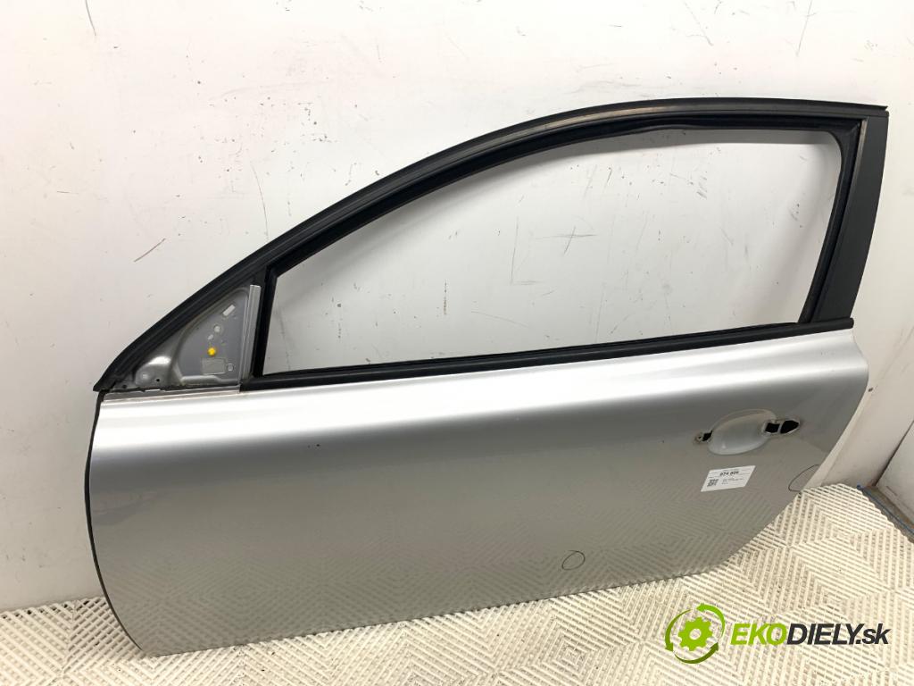VOLVO C30 liftback 2007 100 kW 2.0 D 1998 dveře levý přední část 426-26