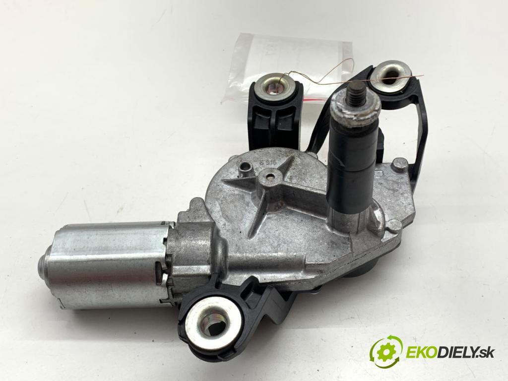 VW POLO V liftback 2013 44 kW 1.2 1198 motor stěračů zadní část 5K6955711B