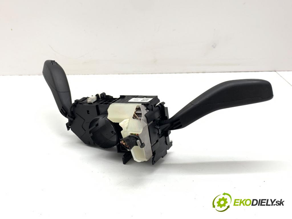 VW POLO V liftback 2013 44 kW 1.2 1198 Prepínač kombinovaný 6R0953521 (Prepínacie páčky pod volantom)