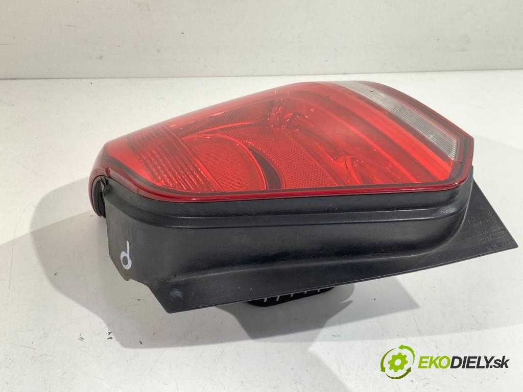 VW POLO V liftback 2013 44 kW 1.2 1198 Svetlo pravy zad 6R0945096AF
