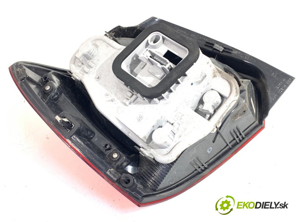 VW POLO V liftback 2013 44 kW 1.2 1198 Svetlo pravy zad 6R0945096AF