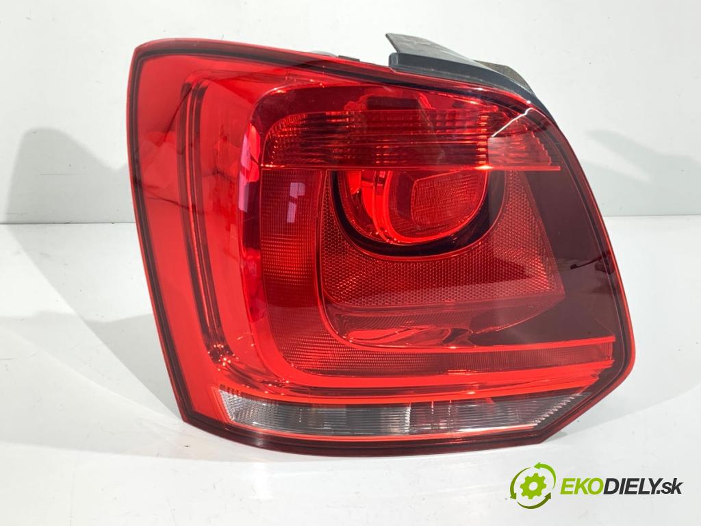 VW POLO V liftback 2013 44 kW 1.2 1198 světlo levý zadní část 6R0945095AF