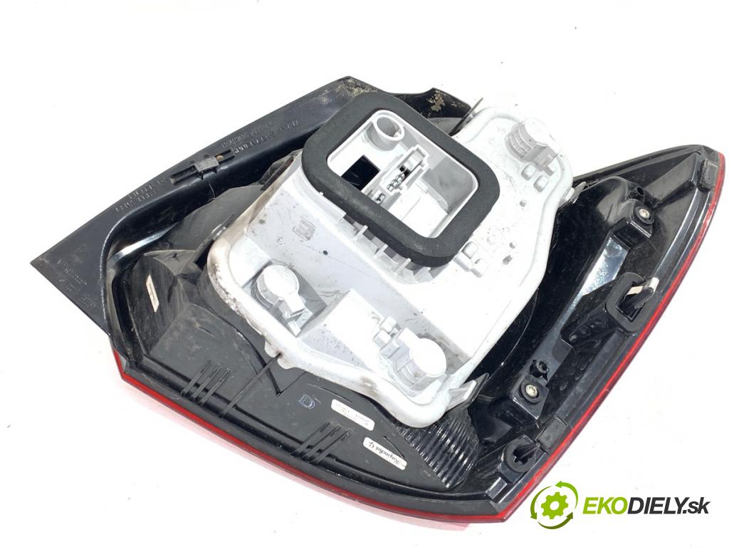 VW POLO V liftback 2013 44 kW 1.2 1198 Svetlo ľavy zad 6R0945095AF