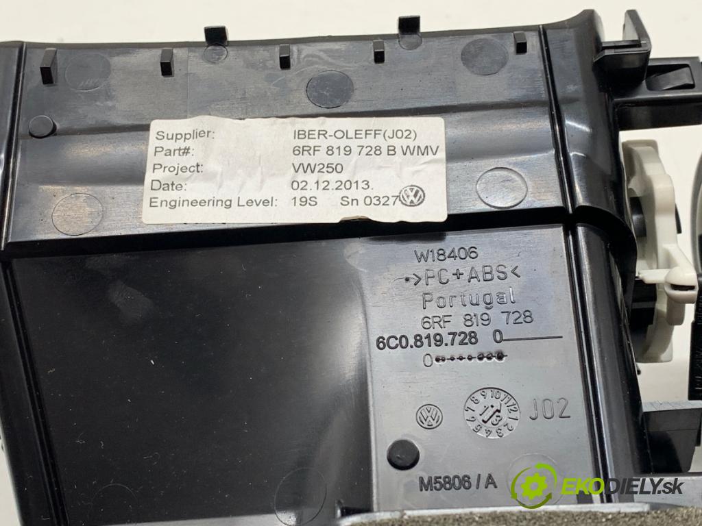 VW POLO V liftback 2013 44 kW 1.2 1198 mří topení přední část střední 6C0819728