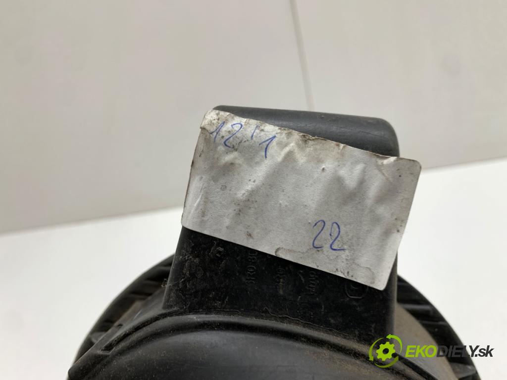 VW POLO V liftback 2013 44 kW 1.2 1198 Dvierka nádrže paliva (Kľučka dverí ostatné)