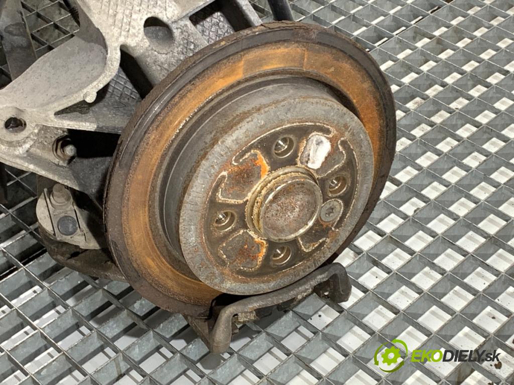 MINI R56 liftback 2012 55 kW One 1598 výztuha zadní část