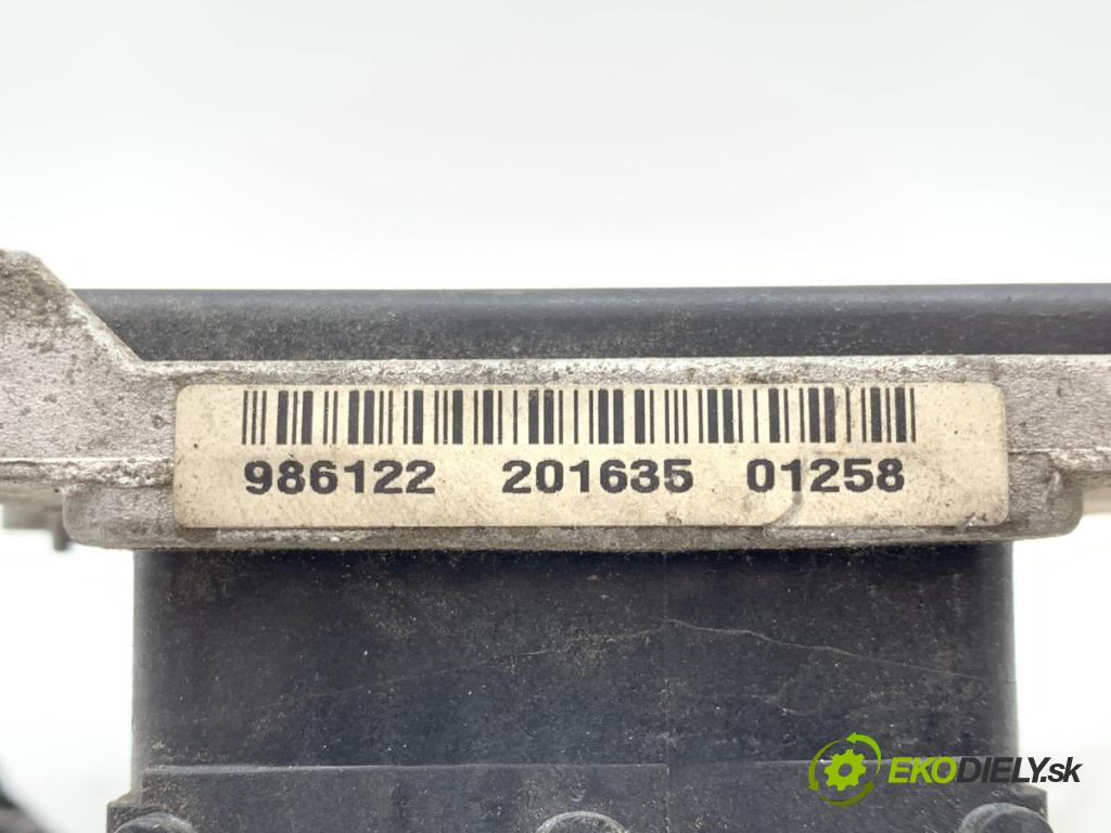 FIAT BRAVO II liftback 2009 66 kW 1.4 (198AXA1B) 1368 řídící jednotka motora 00518159300 (Řídicí jednotka)