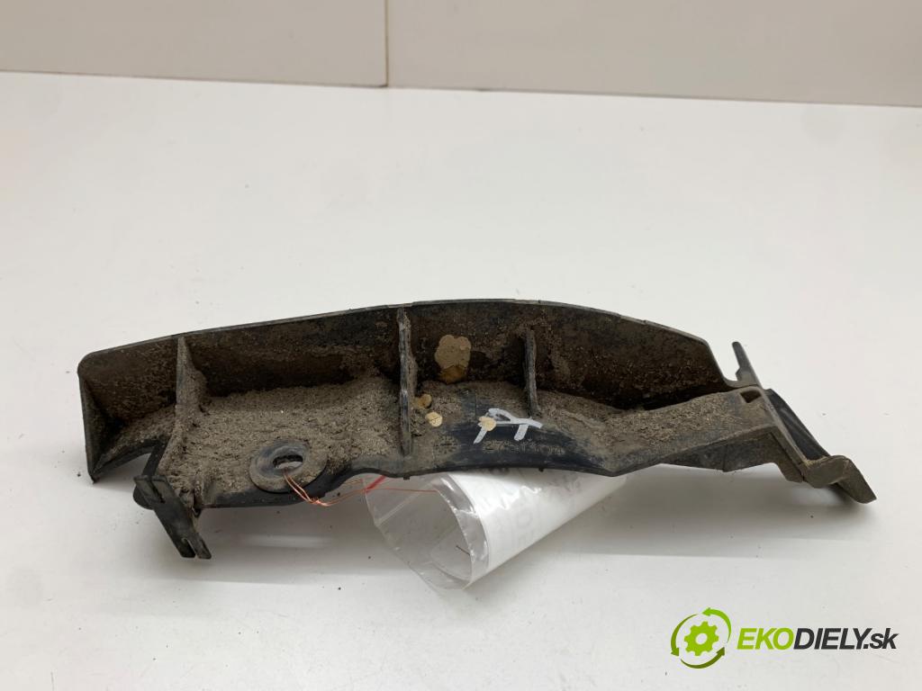 MINI R56 liftback 2012 55 kW One 1598 úchyt nárazníka pravý zadní část 2751304