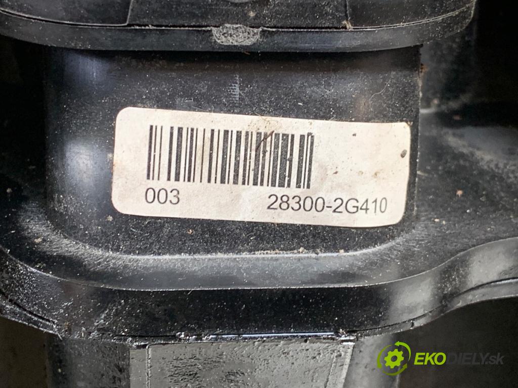 HYUNDAI ix35 SUV 2011 120 kW 2.0 1998 Potrubie sacie, sanie 28300-2G410 (Sacie potrubie)