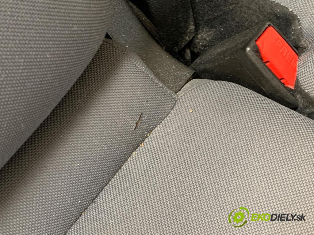 CITROEN BERLINGO II Nadwozie pełne/minivan 2015 66 kW 1.6 HDi 90 16V 1560 Sedadlo pravy predný DVOJNÁSOBEK:
