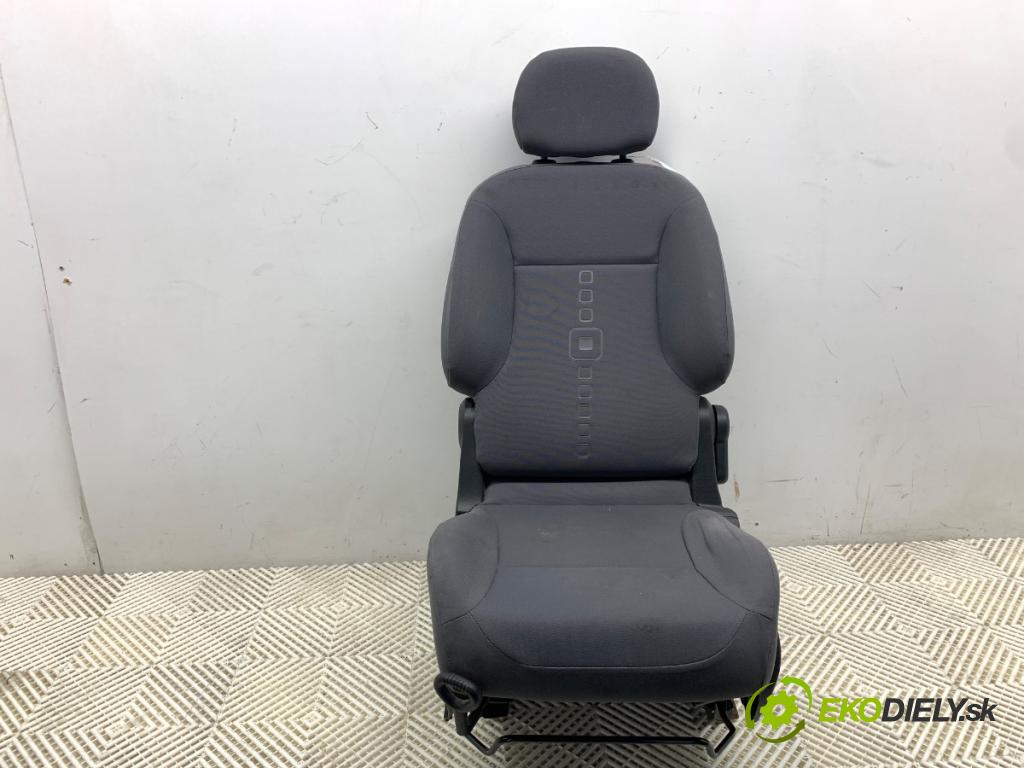 CITROEN BERLINGO II Nadwozie pełne/minivan 2015 66 kW 1.6 HDi 90 16V 1560 Sedadlo ľavy predný 