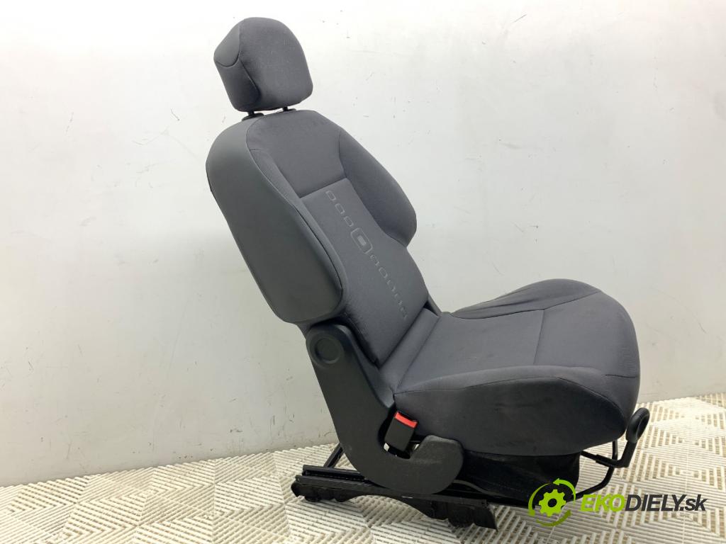 CITROEN BERLINGO II Nadwozie pełne/minivan 2015 66 kW 1.6 HDi 90 16V 1560 Sedadlo ľavy predný