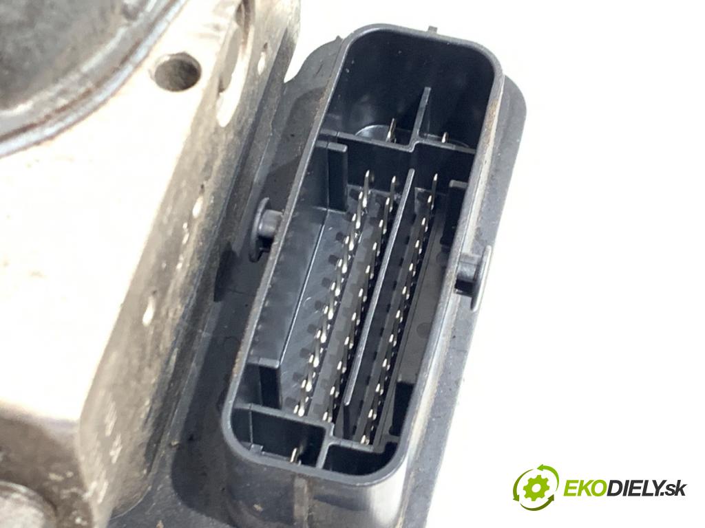 VW POLO V liftback 2013 44 kW 1.2 1198 pumpa ABS 6R0907379AS (Pumpa ABS)