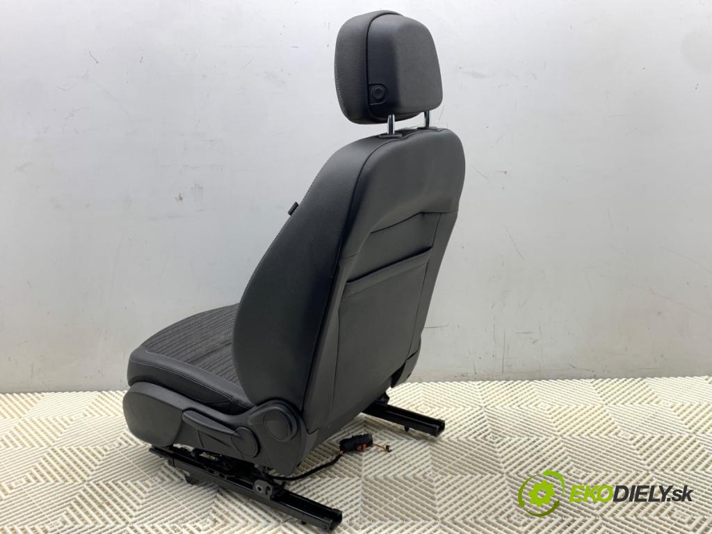OPEL ASTRA J liftback 2015 74 kW 1.4 (68) 1398 Sedadlo ľavy predný