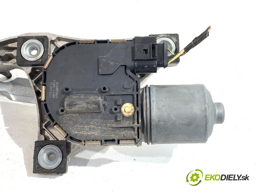 VOLVO C30 liftback 2007 100 kW 2.0 D 1998 mechanismus stěračů přední část 30699344 (Motorek stěračů přední)