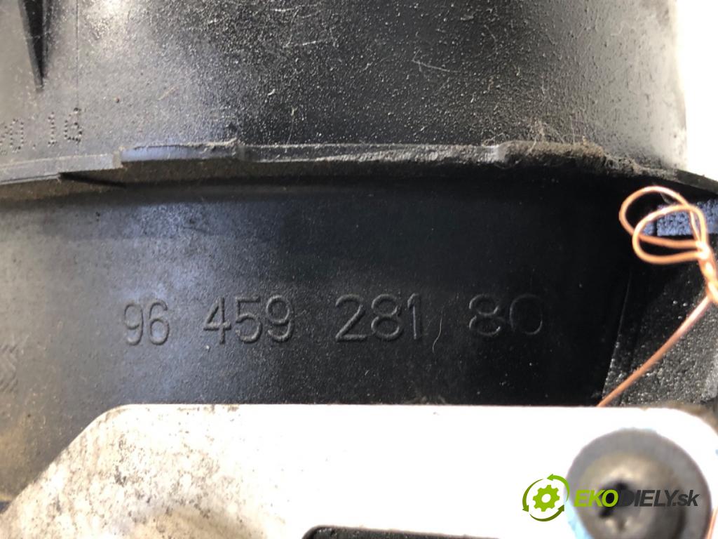 VOLVO C30 liftback 2007 100 kW 2.0 D 1998 obal filtra paliva 9645928180 (Kryt palivového filtru)