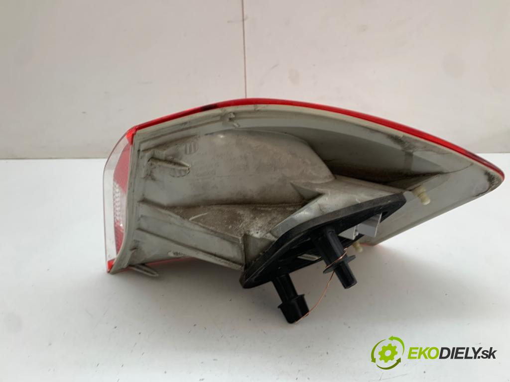 FORD KUGA I SUV 2010 103 kW 2.0 TDCi 1997 Svetlo ľavy zad 8V41-13405-AH
