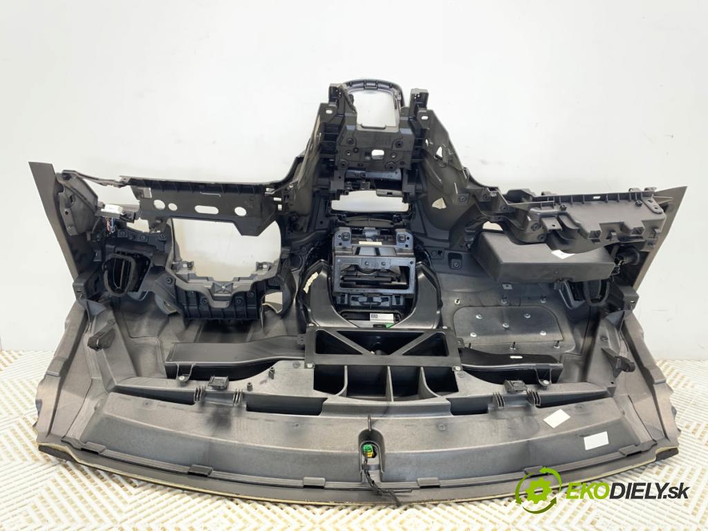FORD B-MAX nadwozie wielkoprzestrzenne (MPV) 2017 74 kW 1.0 EcoBoost 998 palubní doska AV11-R04310 (Palubní deska)