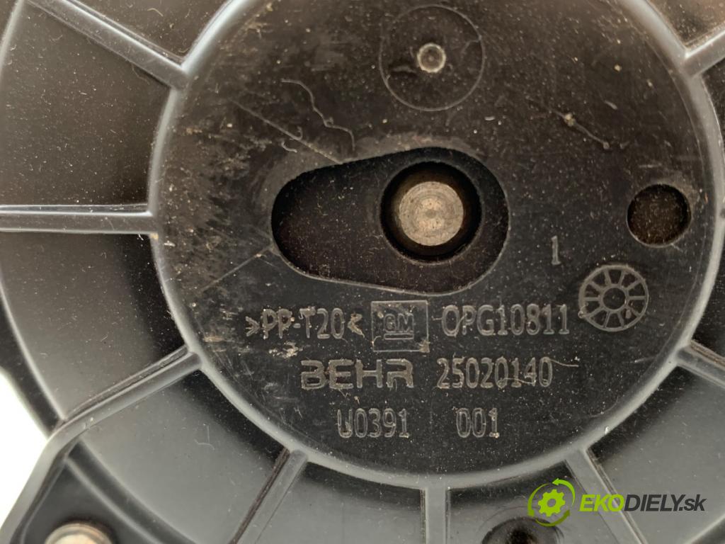OPEL ASTRA J liftback 2015 74 kW 1.4 (68) 1398 ventilátor kúrenia 25020140