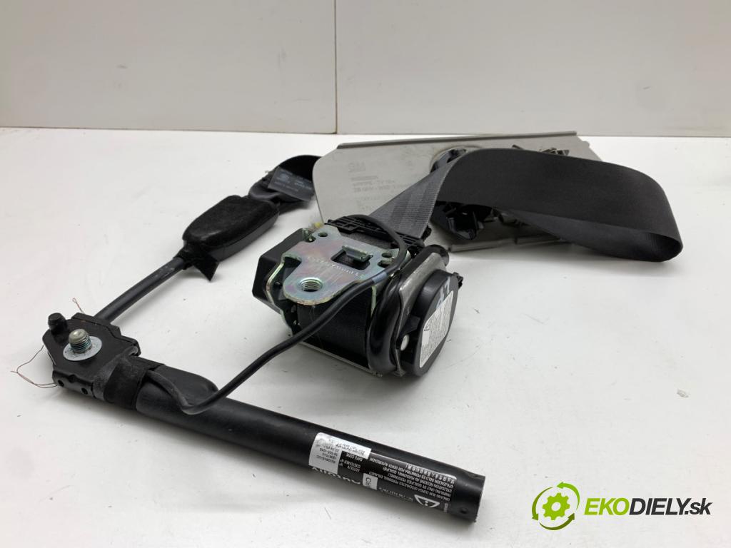 OPEL ASTRA J liftback 2015 74 kW 1.4 (68) 1398 Držiak BEZPEČNOSŤ ľavy predný 13367543