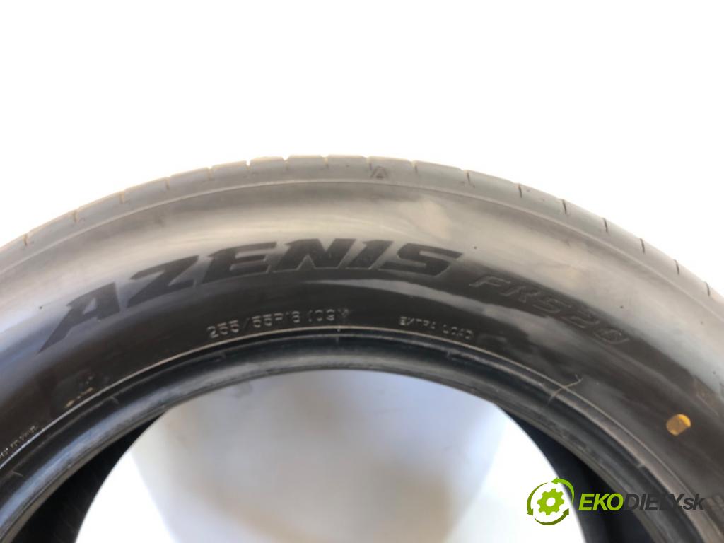 --- ---      PNEUMATIKY: 2X 255/55 18" FALKEN: