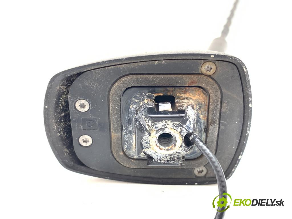 OPEL ASTRA J liftback 2015 74 kW 1.4 (68) 1398 ANTENA 13331944