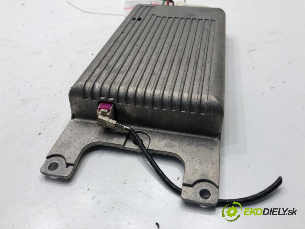 BMW E91 Kombi 2010 180 kW 330 d xDrive 2993 modul 9224673