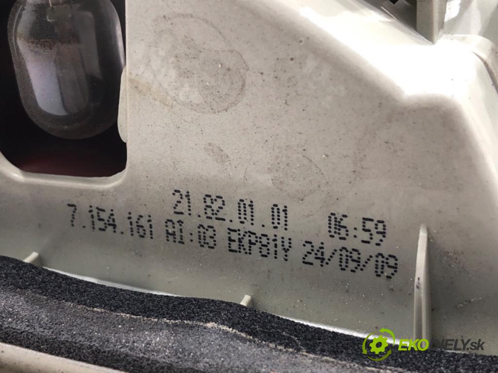BMW E91 Kombi 2010 180 kW 330 d xDrive 2993 Svetlo ľavy zad vnútorná 7154161