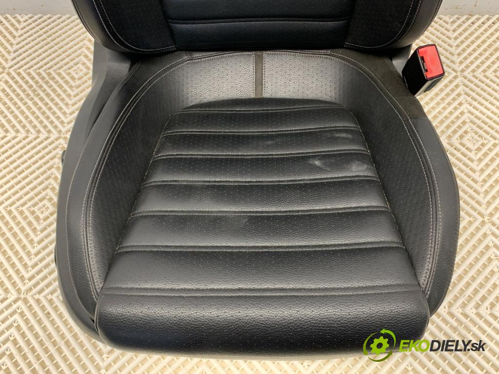 VW PASSAT CC B6 coupe 2010 147 kW 2.0 TFSI 1984 Sedadlo pravy predný