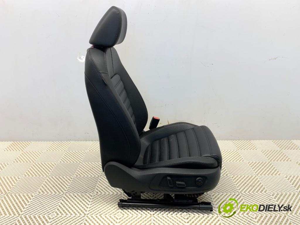 VW PASSAT CC B6 coupe 2010 147 kW 2.0 TFSI 1984 Sedadlo pravy predný