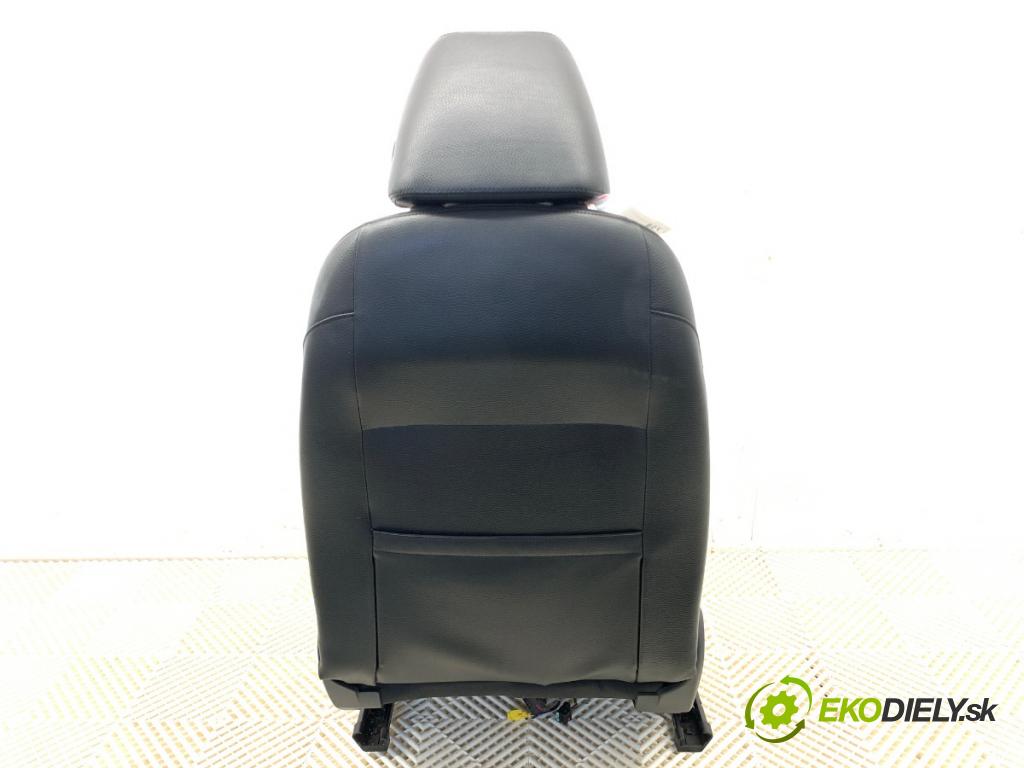 VW PASSAT CC B6 coupe 2010 147 kW 2.0 TFSI 1984 Sedadlo pravy predný