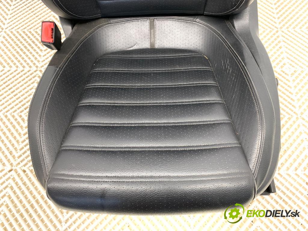 VW PASSAT CC B6 coupe 2010 147 kW 2.0 TFSI 1984 Sedadlo ľavy predný