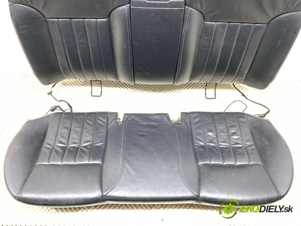 AUDI A8 D3 sedan 2002 246 kW 4.2 quattro 4172 Sedadlo druhý rad