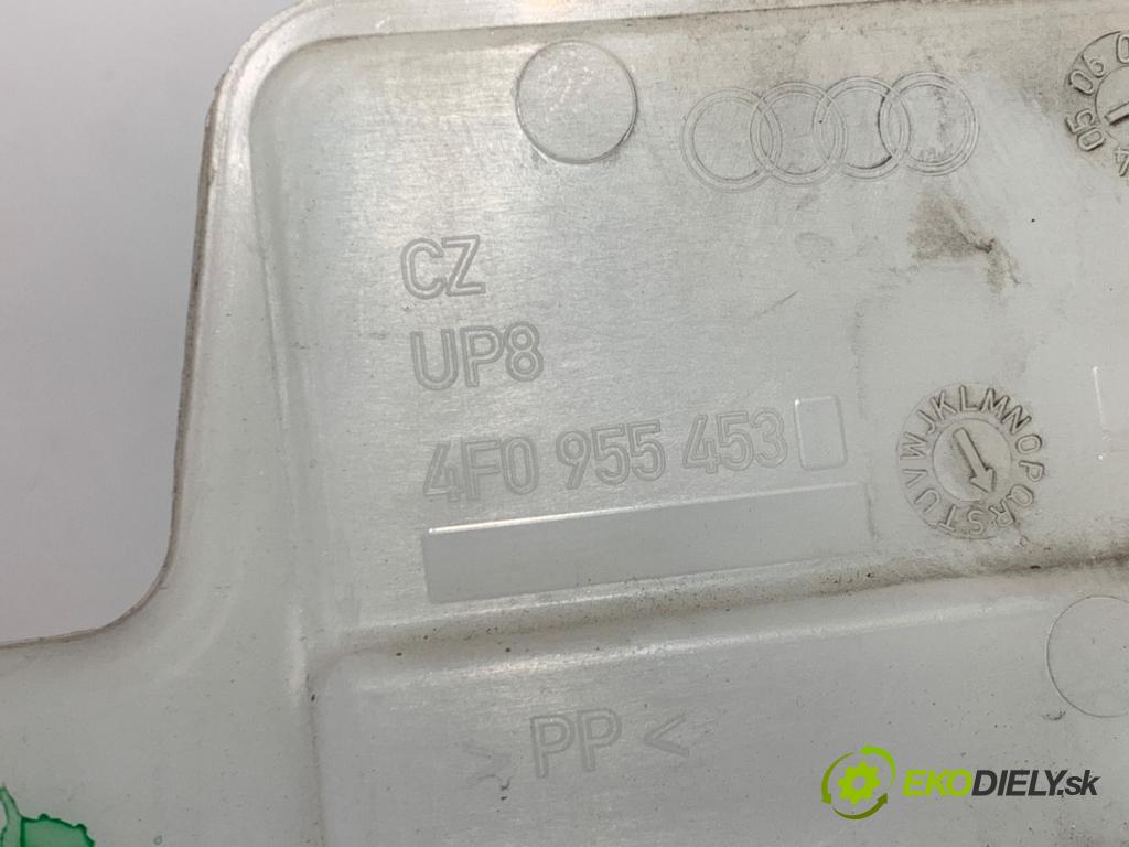 AUDI A6 C6 sedan 2008 125 kW 2.0 TFSI 1984 Nádržka ostrekovačov 4F0955453