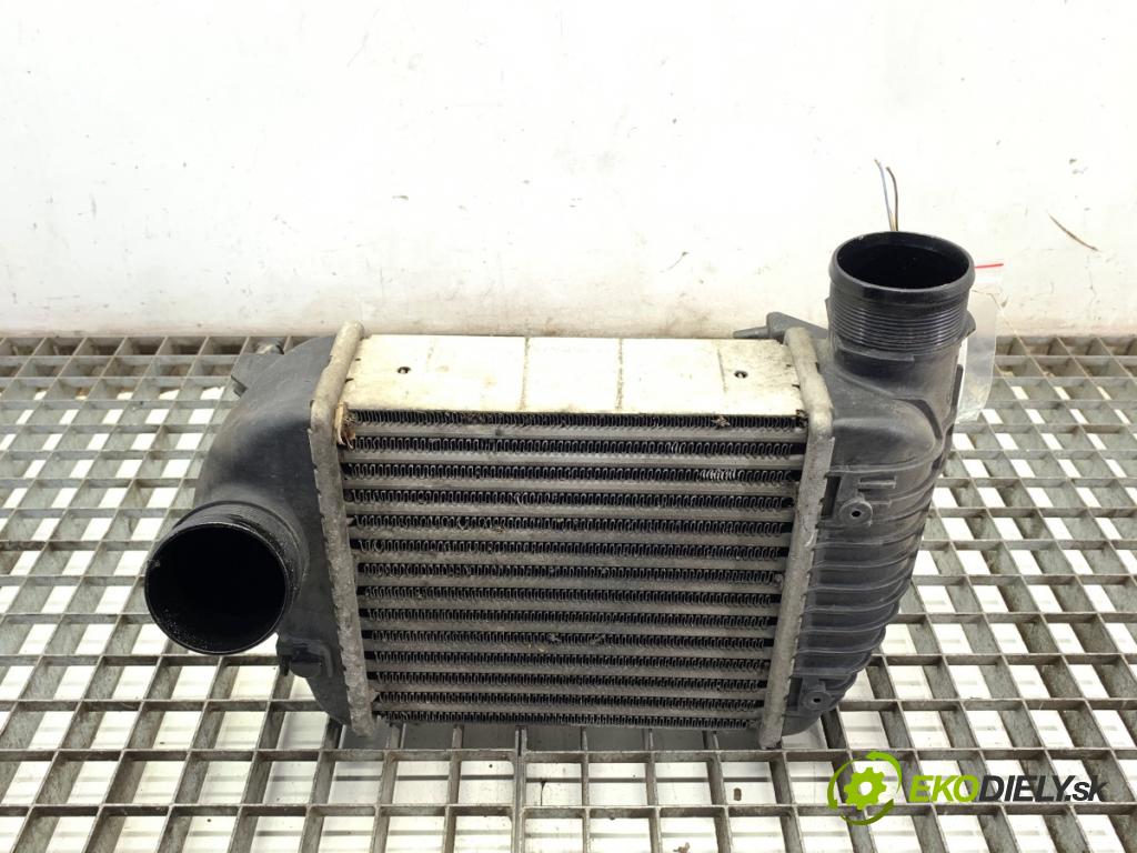 AUDI A6 C6 sedan 2008 125 kW 2.0 TFSI 1984 intercooler 4F0145805AA (Intercooler (chladič stlačeného vzduchu))