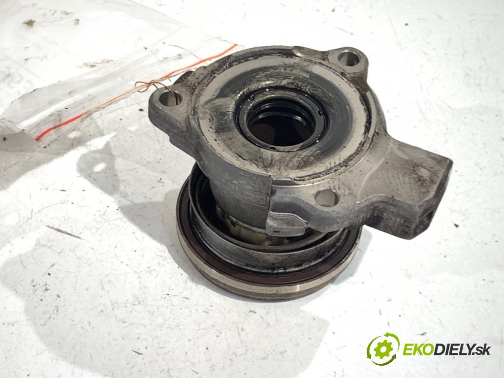 OPEL ASTRA J liftback 2015 74 kW 1.4 (68) 1398 Spojkový valec pumpa spojky 24422061 (Spojkový valec)
