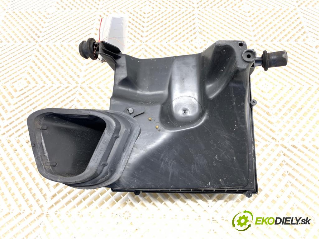 OPEL ASTRA J liftback 2015 74 kW 1.4 (68) 1398 Obal filtra vzduchu  (Obal vzduchového filtra)